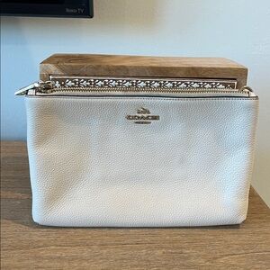 Coach Lyla Pebble Leather Bag-Double Zipper-With Crossbody Strap-Chalk